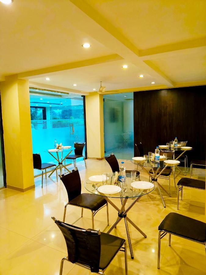 Sai Srushti By Neem Square Hotel Shirdi Exterior foto